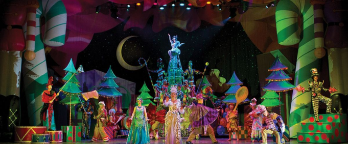 Cirque Dreams: Holidaze at Providence Performing Arts Center